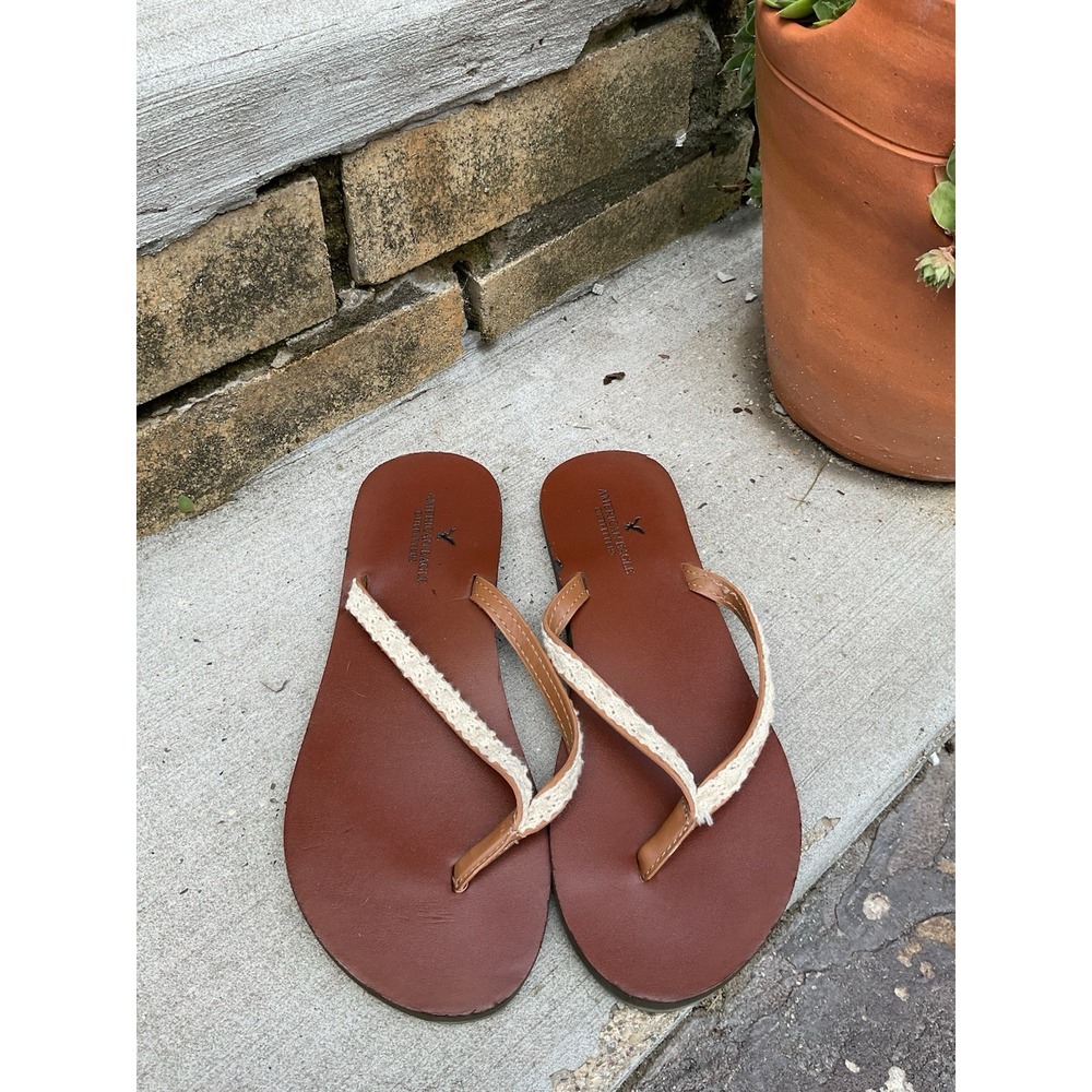 American Eagle Beach Flip Flop Sandal Thong Slipper Black Size 8 Leather Crochet